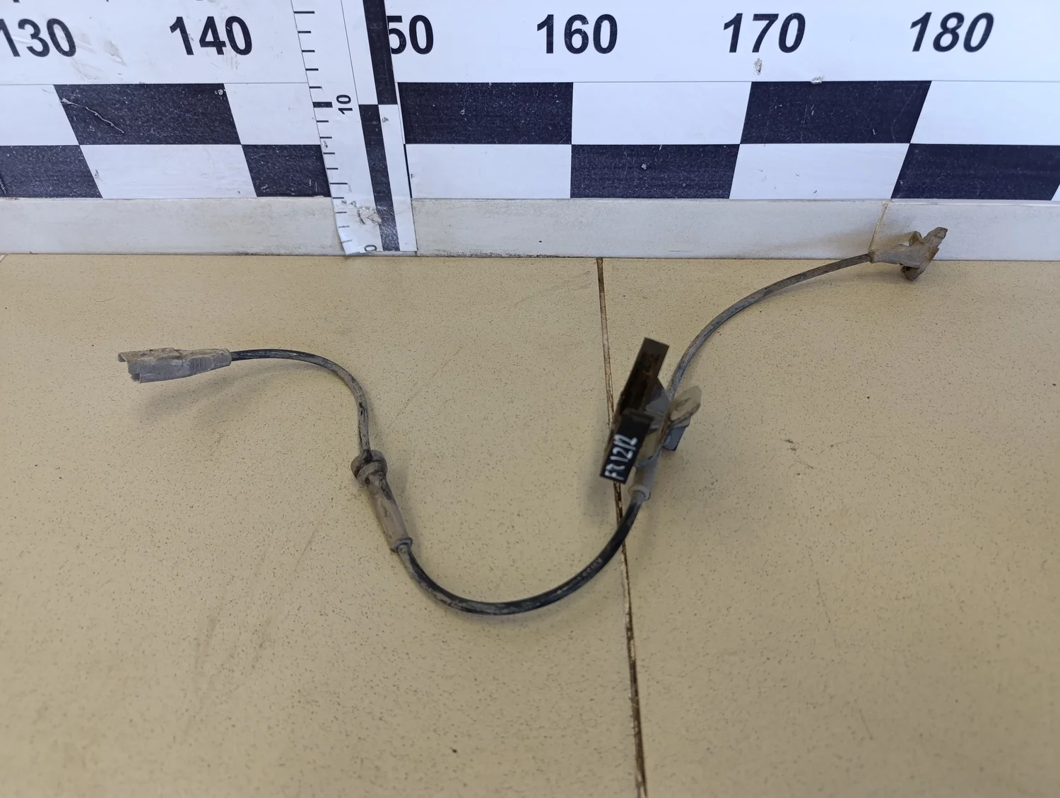 Датчик ABS передний 206 1998-2012