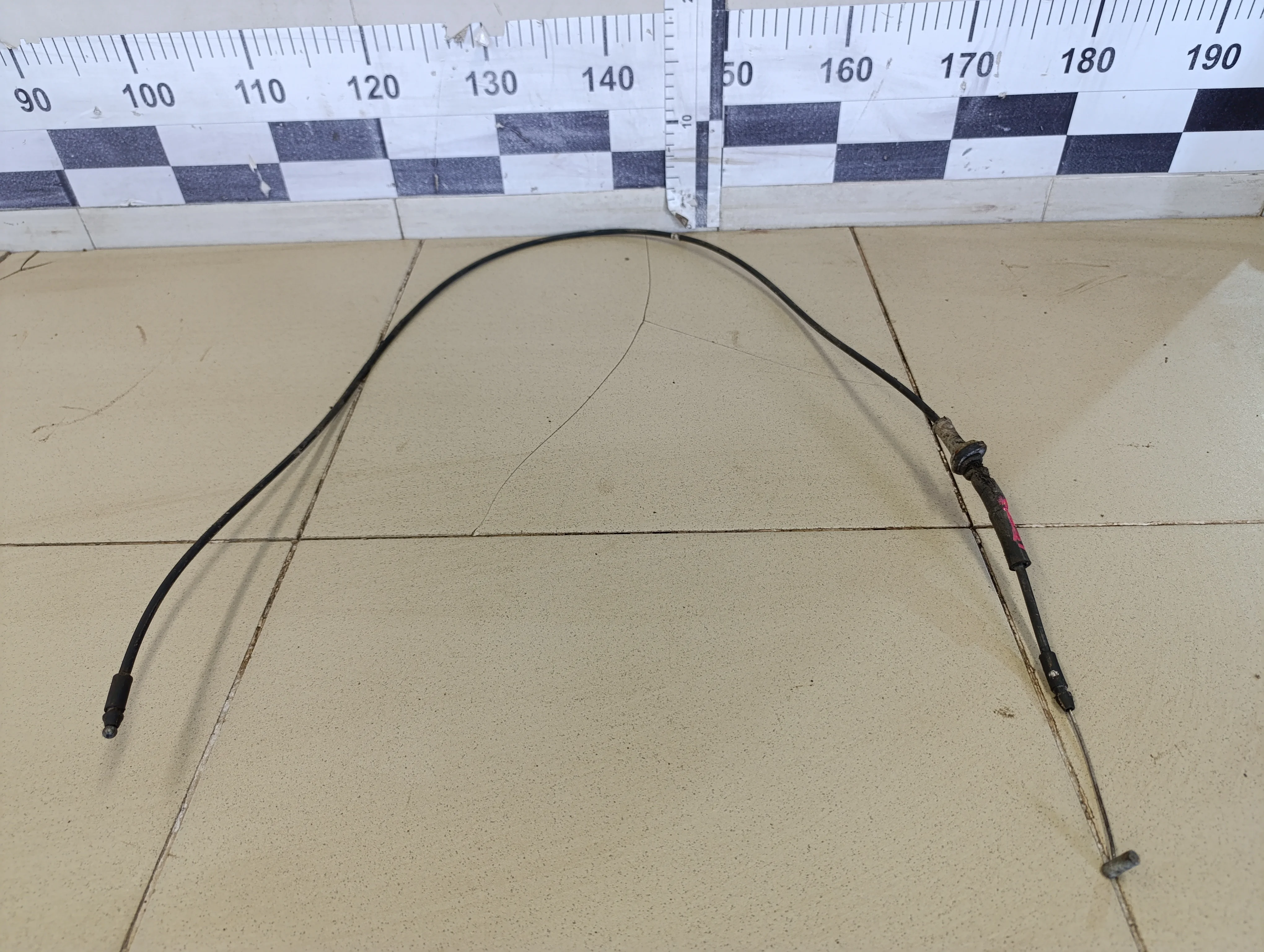 Трос открывания капота Spectra 2001-2011