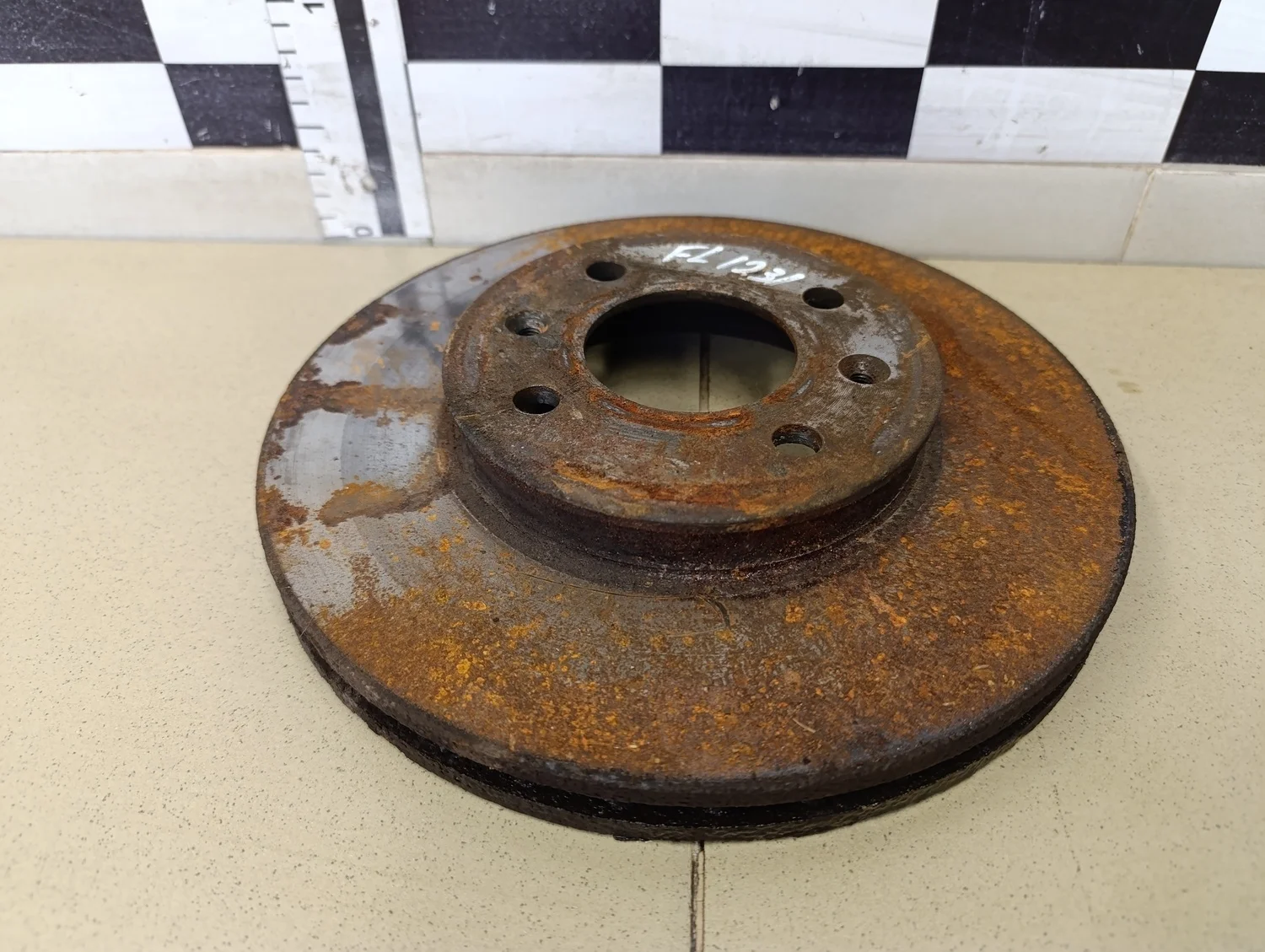 Диск тормозной передний вентилируемый Solaris 2010-2017