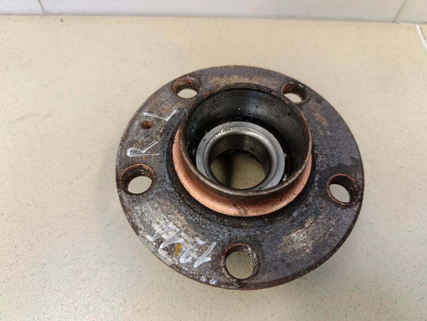 Ступица задняя A3 (8L1) 1996-2003