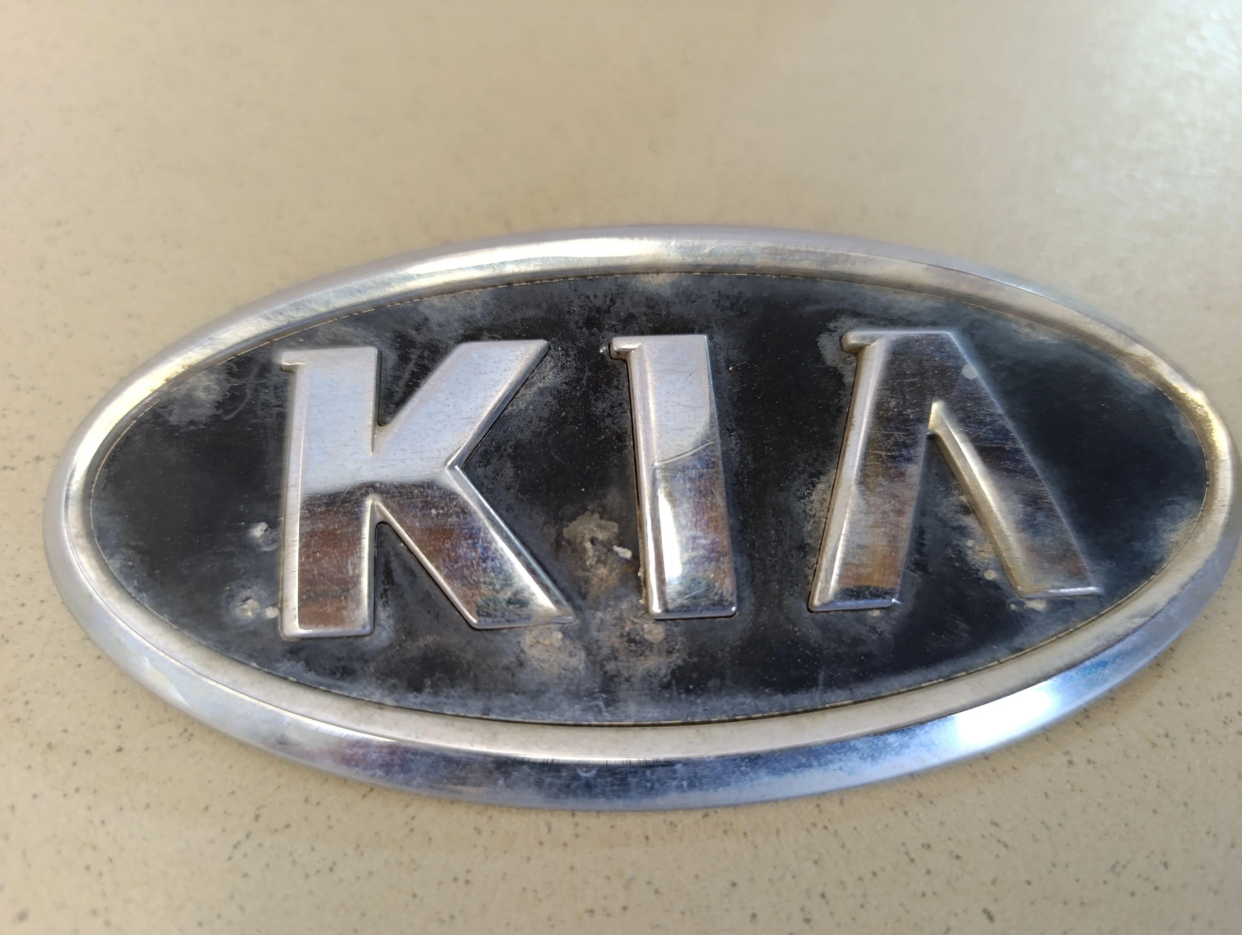 Эмблема Cerato 2004-2008