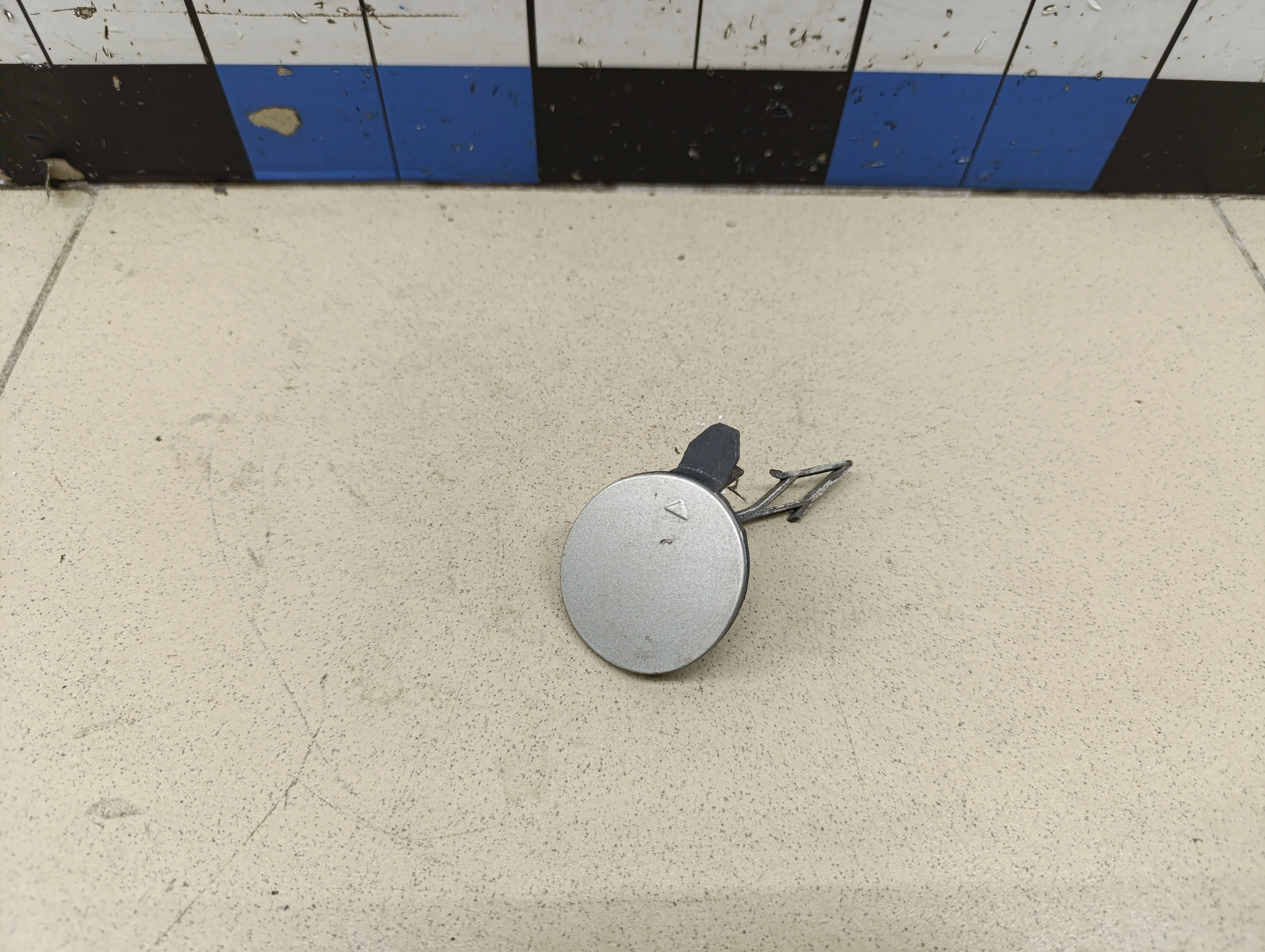 Заглушка буксировочного крюка RIO 2017>