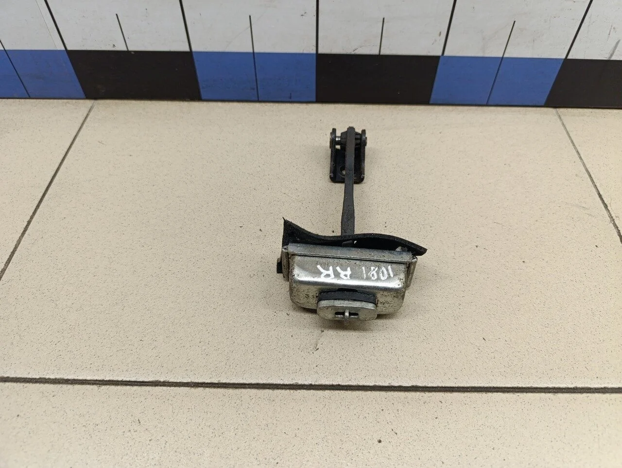 Ограничитель двери Focus II 2005-2008