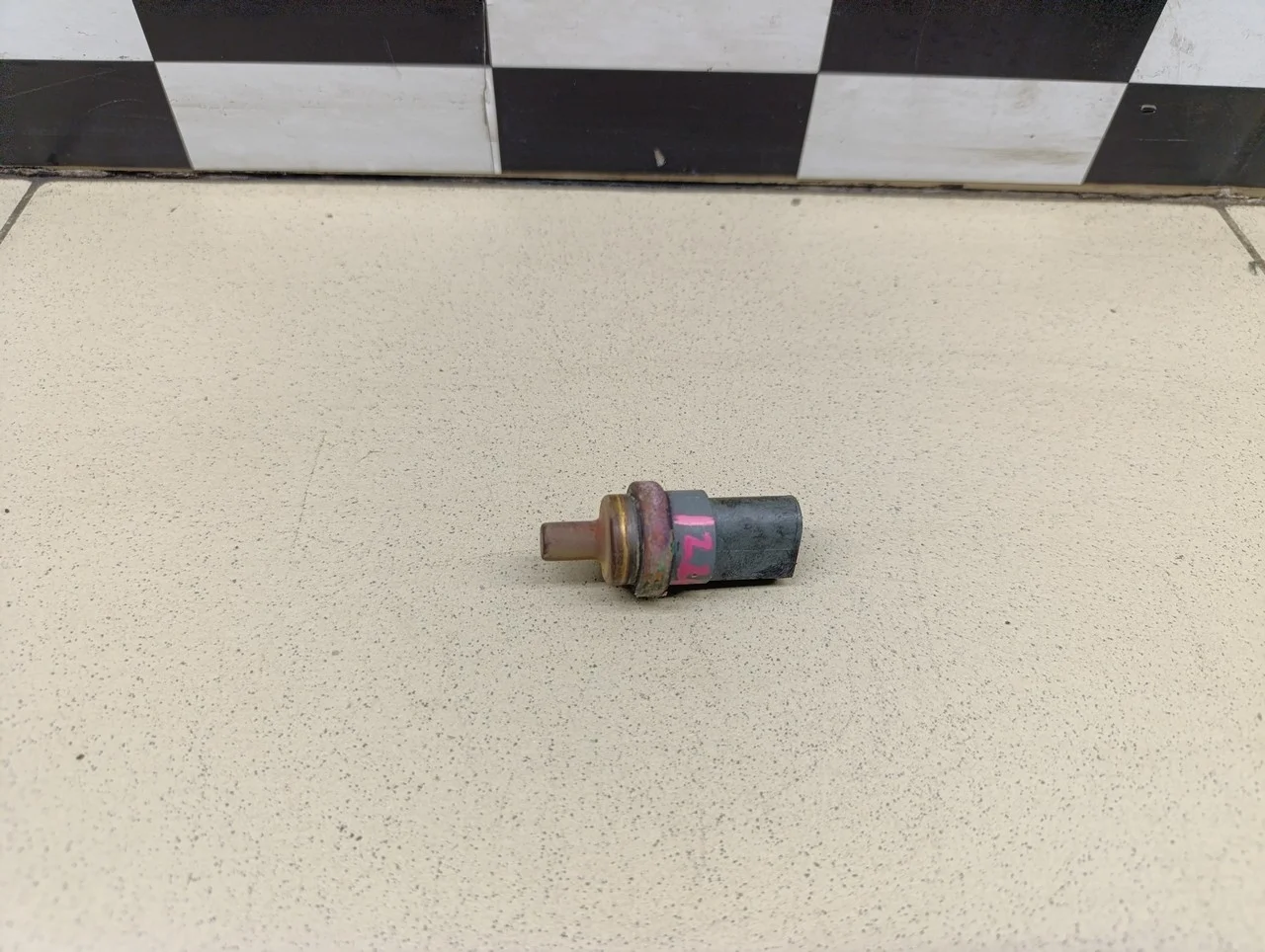 Датчик температуры A3 (8L1) 1996-2003