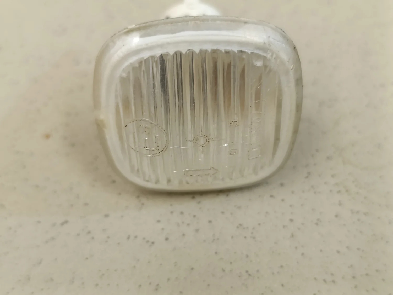 Повторитель на крыло Fabia 1999-2006