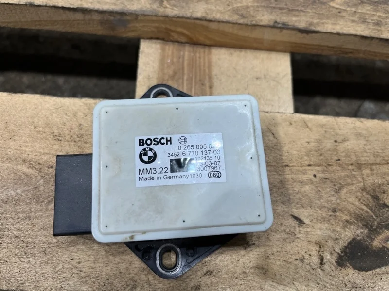 Датчик уровня оборотов BMW 5 2006 E60