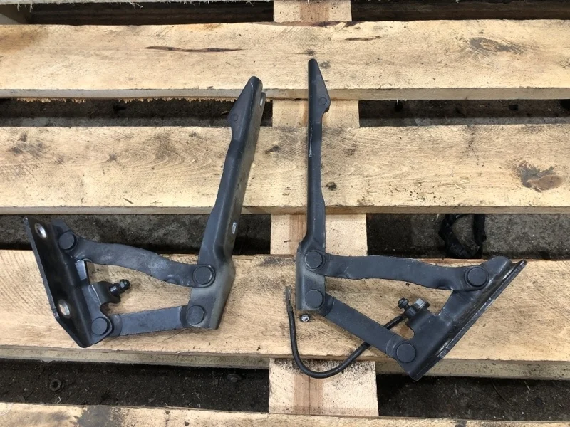 Петля капота BMW 5 2005 E60