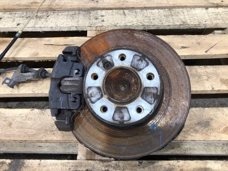 Кулак поворотный BMW 3 2007 e90