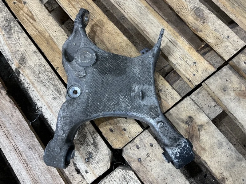 Рычаг подвески нижний BMW 5 2008 E61