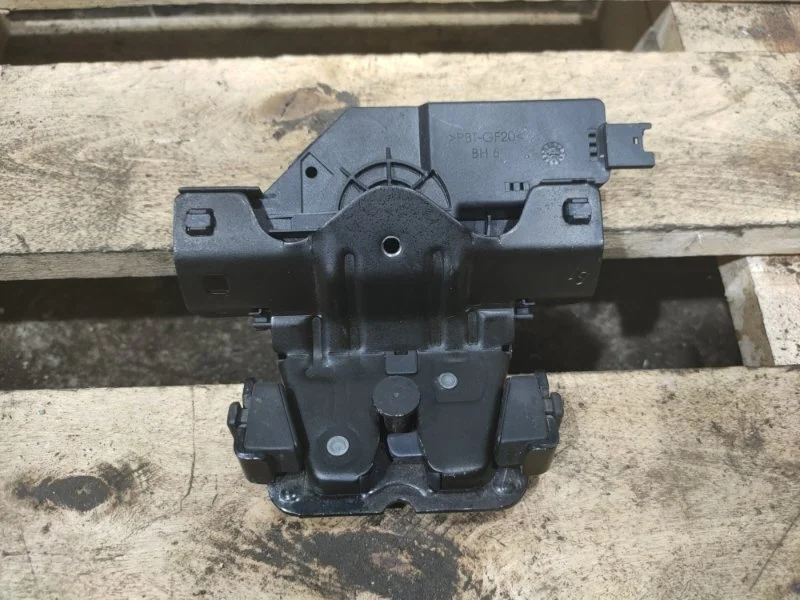 Замок двери багажника BMW 5 2005 E60