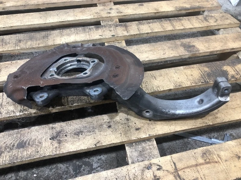 Кулак поворотный BMW X5 2007 e70