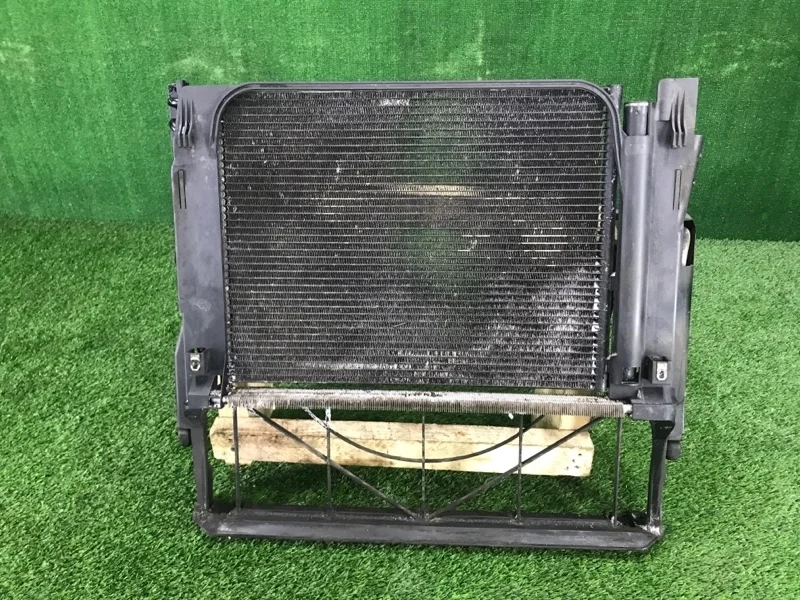 Радиатор кондиционера BMW X5 2004 E53