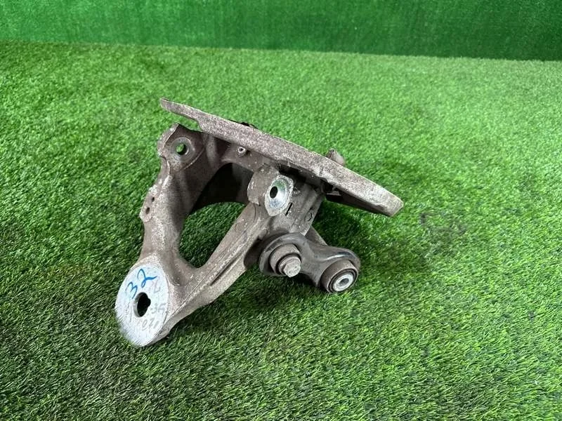 Цапфа BMW X5 2007 e70