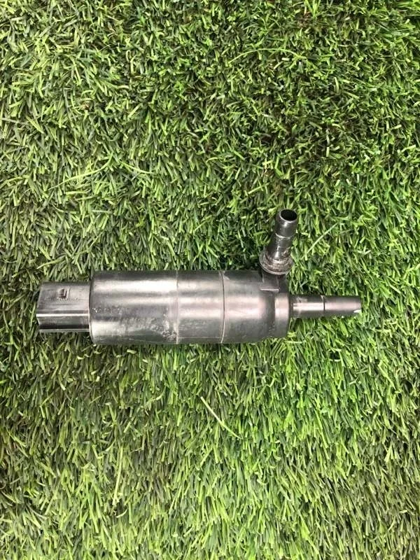 Насос омывателя фар BMW 5 2011 F11