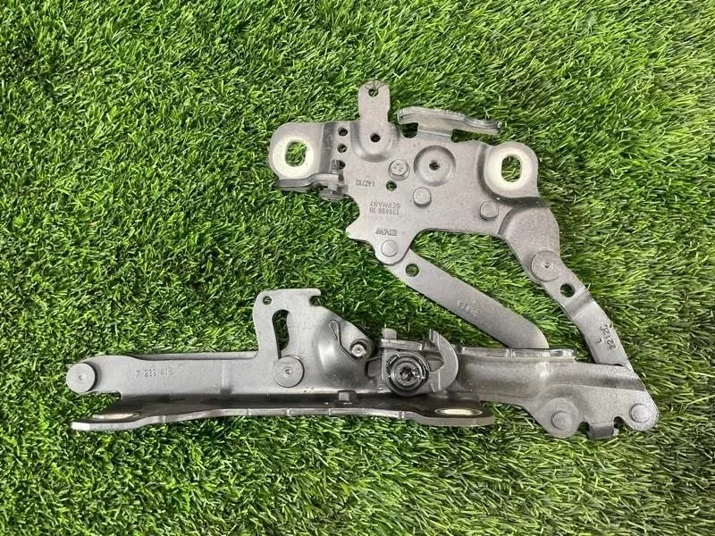 Петля капота BMW 3 2012 F30