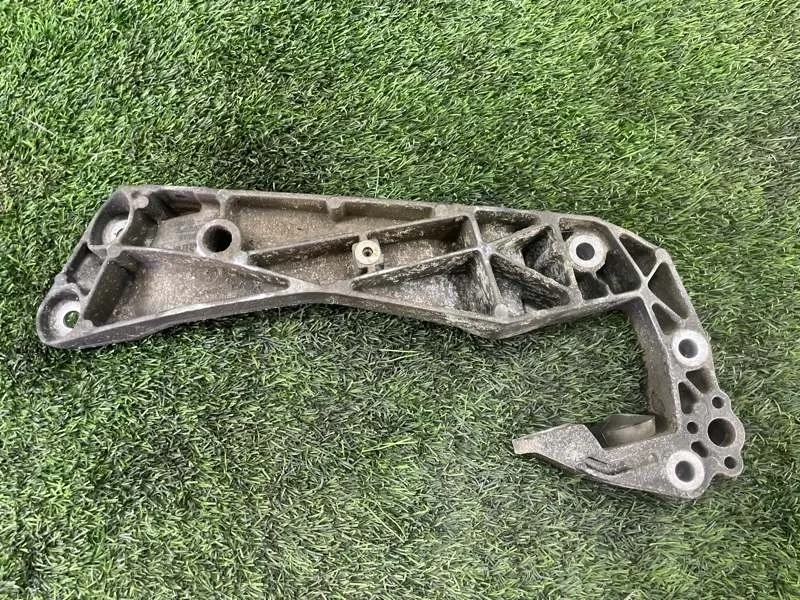 Кронштейн акпп BMW 5GT 2013 F07