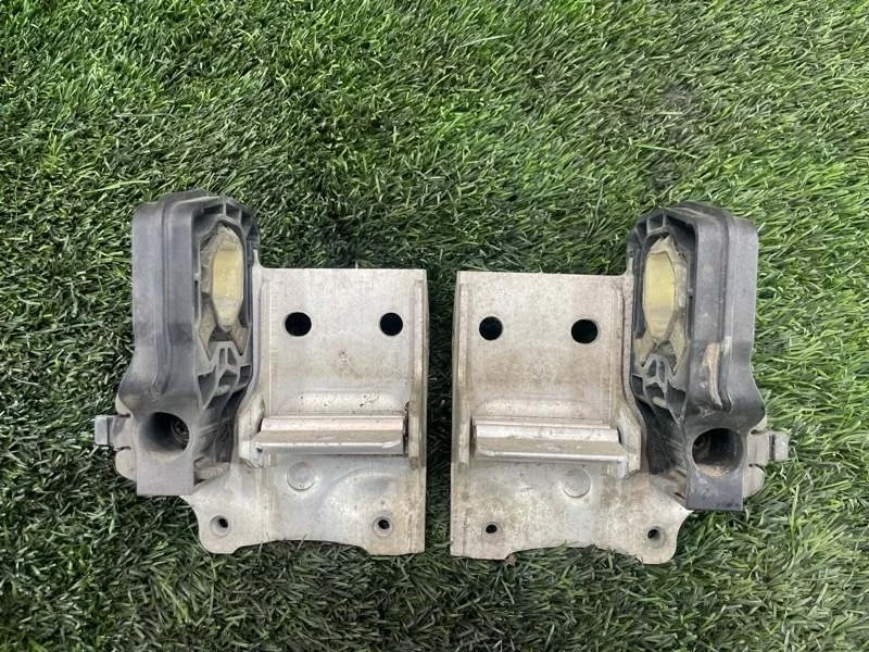 Подушка радиатора BMW 5GT 2013 F07