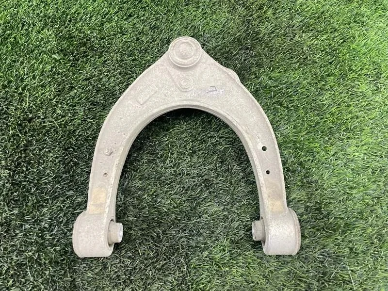 Рычаг подвески верхний BMW 5GT 2013 F07