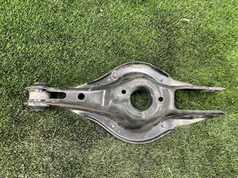 Рычаг подвески нижний Bmw 3 2012 33326792541 F30 N47D20, задний левый