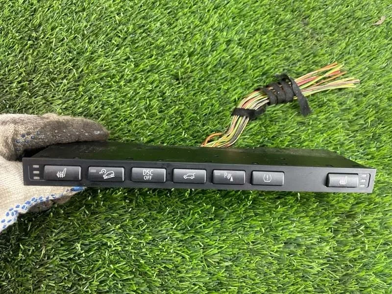 Панель управления вспомогательными элементами BMW X5 2006 E53