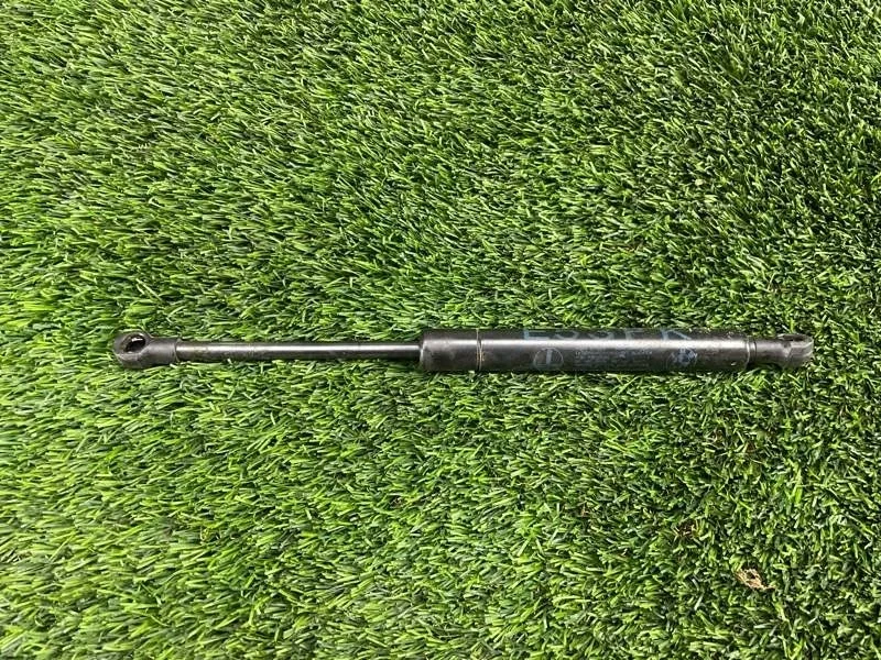 Амортизатор капота BMW X5 2006 E53