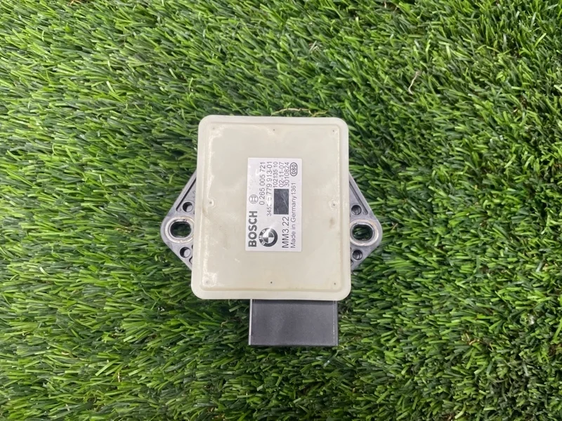 Датчик ускорения BMW X5 2008 e70