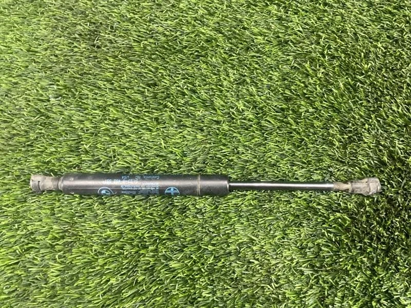 Амортизатор капота BMW X5 2005 E53