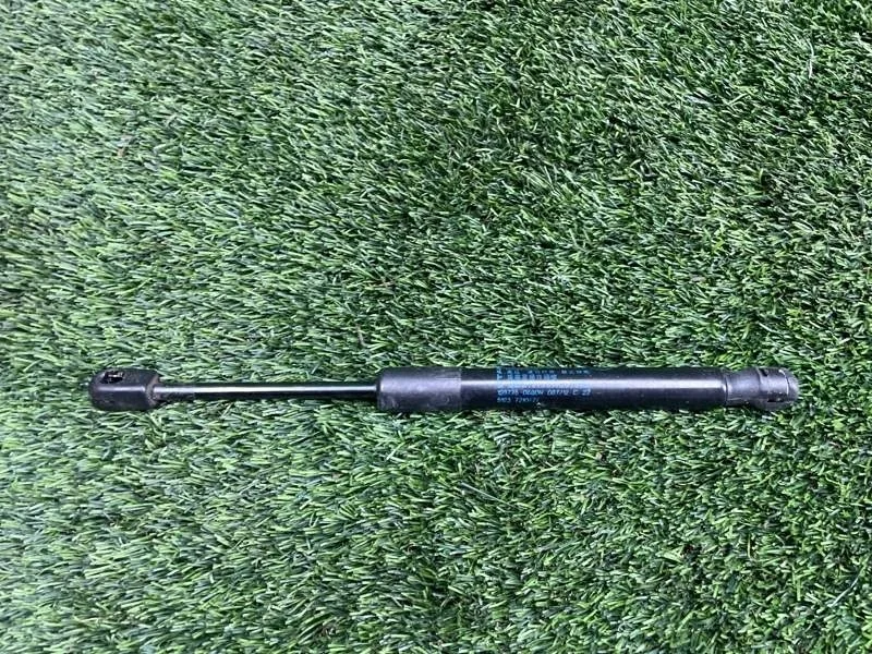 Амортизатор капота BMW X3 2012 F25