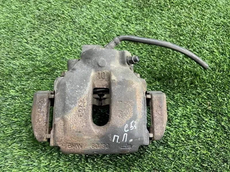 Суппорт тормозной BMW X5 2005 E53