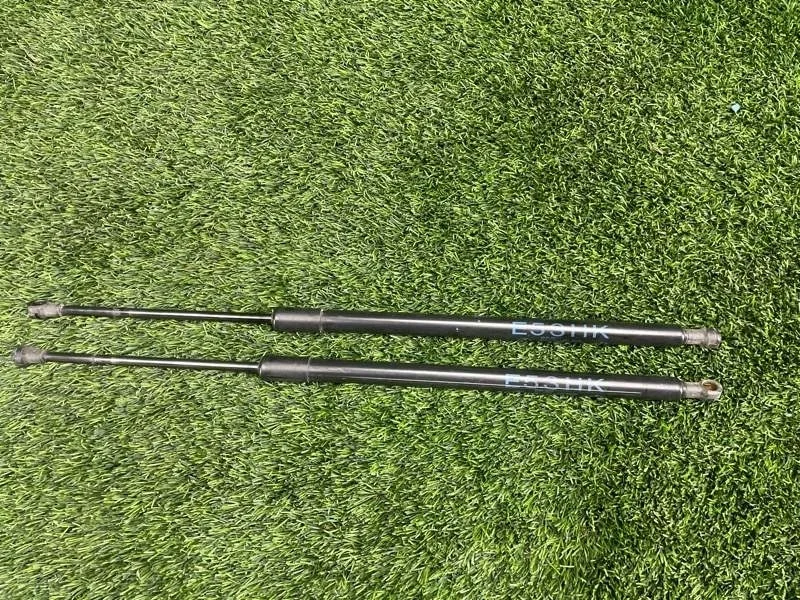 Амортизатор крышки багажника BMW X5 2005 E53