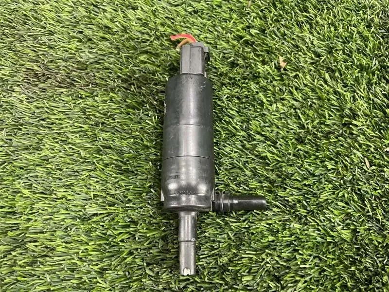 Насос омывателя фар BMW 5 2011 F10