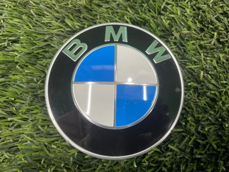 Эмблема BMW 5 2011 F10