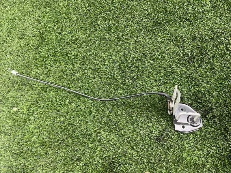 Замок капота BMW 5 2011 F10