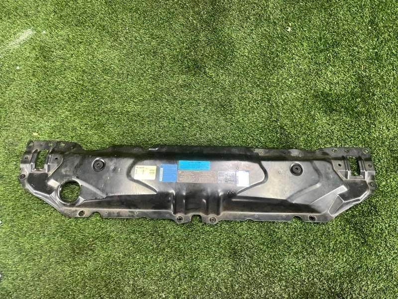 Рамка радиатора BMW 5 2008 E60