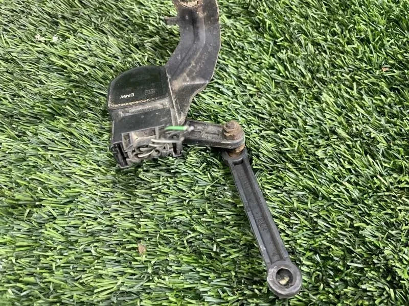 Датчик высоты дорожного просвета BMW X5 2008 e70