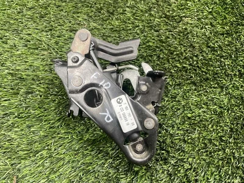 Замок капота BMW 5 2011 F10