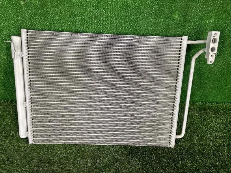 Радиатор кондиционера BMW X5 2005 E53