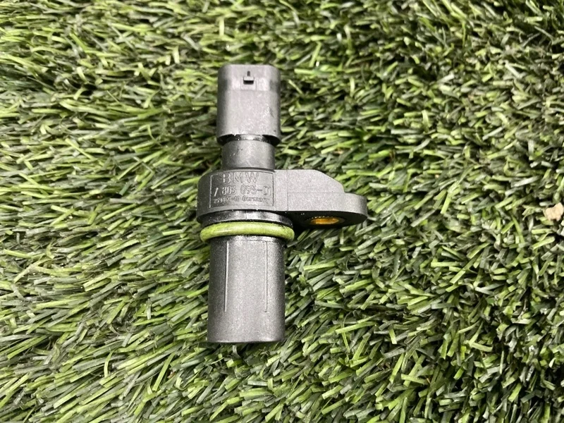Датчик положения распредвала Bmw 5Gt 2013 13627803093 F07 N57D30