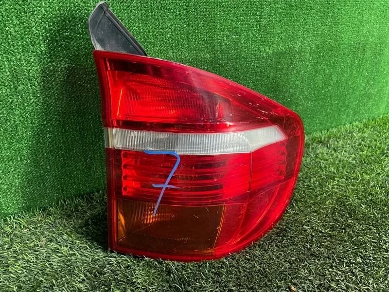 Фонарь BMW X5 2008 e70