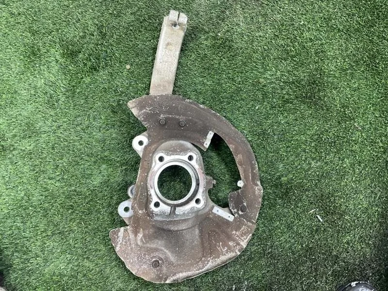 Кулак поворотный BMW X5 2008 e70