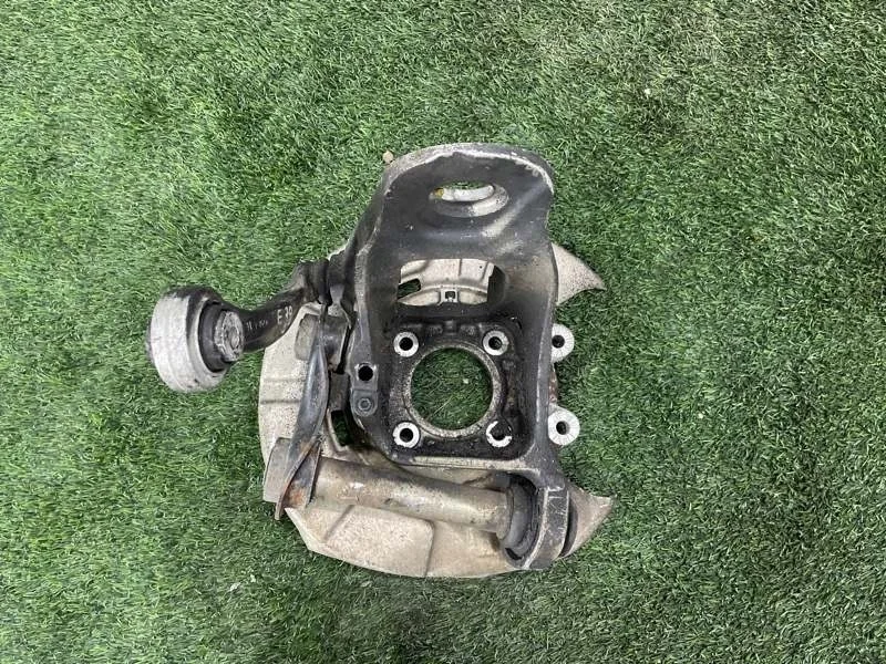 Кулак поворотный BMW X5 2008 e70