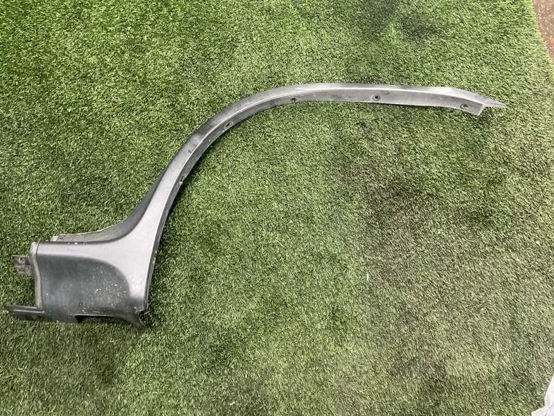 Молдинг на крыло BMW X5 2005 E53