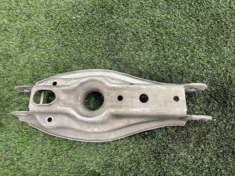 Рычаг подвески нижний BMW X1 2010 E84