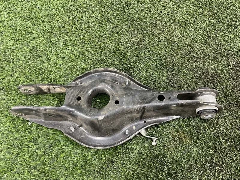 Рычаг подвески нижний Bmw 3 2011 33326792541 F30 N20B20, задний