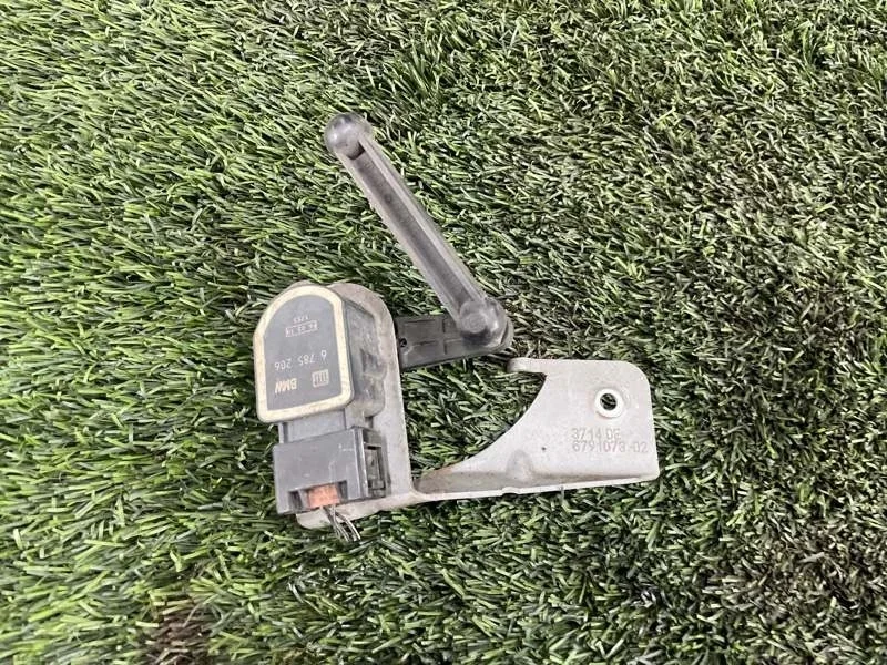 Датчик высоты дорожного просвета BMW X1 2010 E84