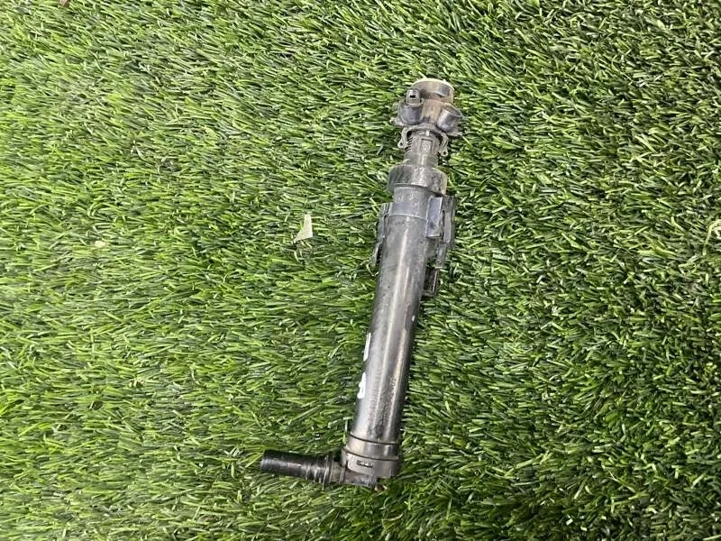 Форсунка омывателя фар BMW 3 2011 F30