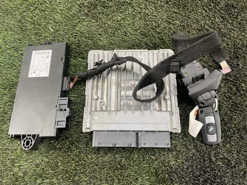 Комплект cas dme ключ BMW X1 2010 E84