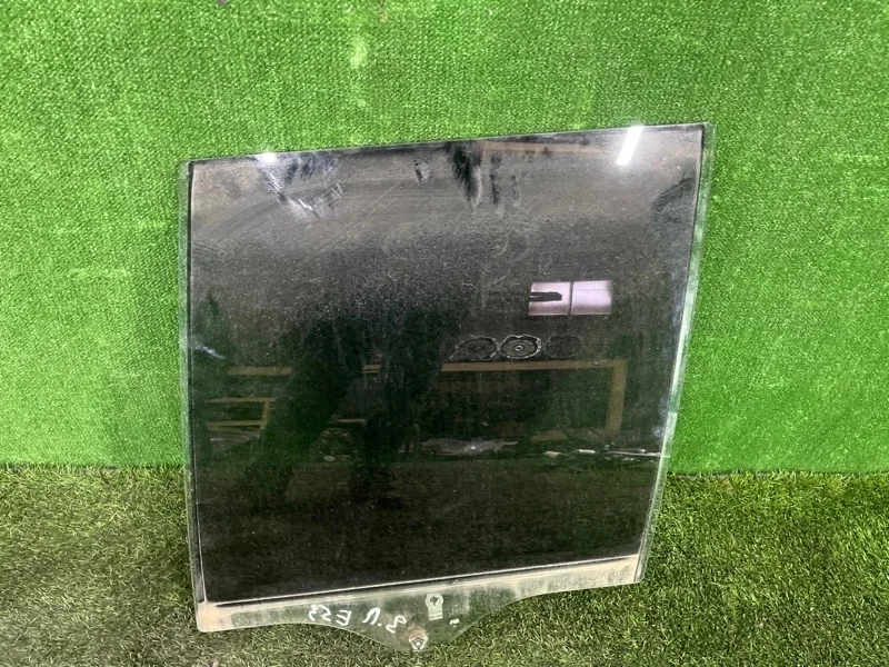 Стекло двери BMW X5 2005 E53