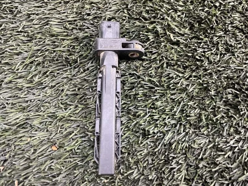 Датчик положения коленвала BMW X1 2013 E84