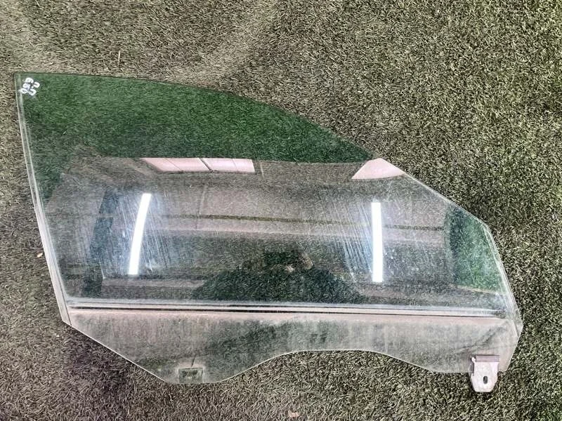 Стекло двери BMW 5 2003 E60